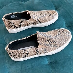 Steve Madden Snake Print Slip On Shoes Size 8.5 New